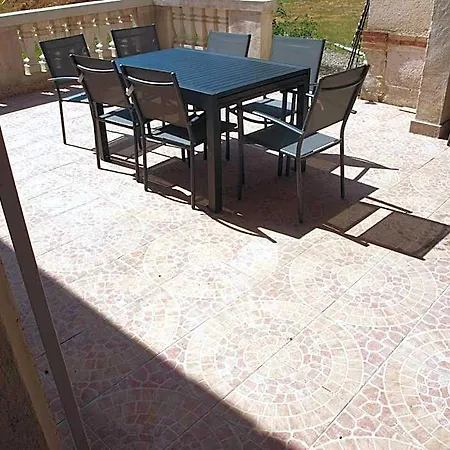 Le Cheminard Bed and breakfast 3*